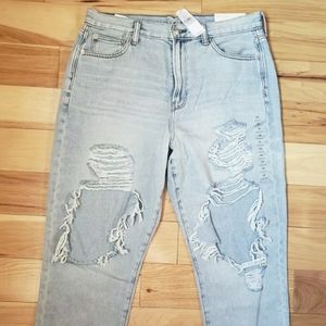 NWT American Eagle Mom Jeans High Rise Distressed